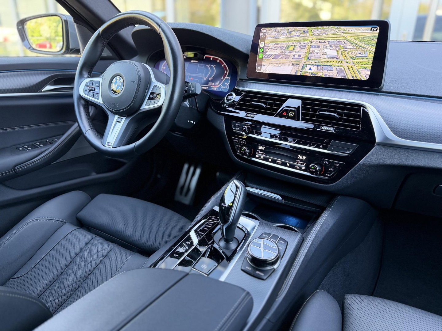 BMW 5 Serie Touring 530e High Ex. M-Sport |CoPilot|Laser|H/K|HUD|Integral Active Steering|