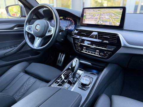 BMW 5 Serie Touring 530e High Ex. M-Sport |CoPilot|Laser|H/K|HUD|Integral Active Steering|