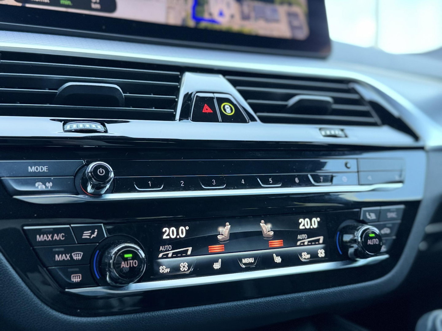 BMW 5 Serie Touring 530e High Ex. M-Sport |CoPilot|Laser|H/K|HUD|Integral Active Steering|