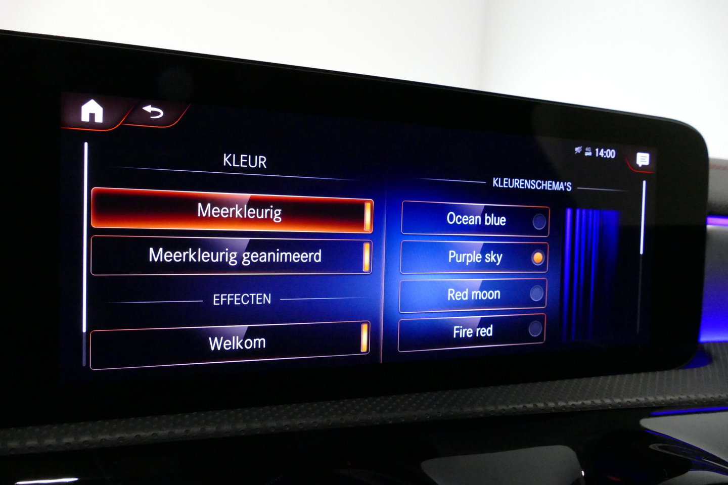 Mercedes-Benz CLA 250 e AMG Line / CLA45 AMG diffuser / Panamericana Grille / Elektr. verstelbare voorstoelen + memory / Multibeam LED / Ambienteverlichting / Apple Carplay - Android Auto / Stoelverwarming /Rondomzichtcamera / Grootlicht assistent / Keyless / Achteruitrijc