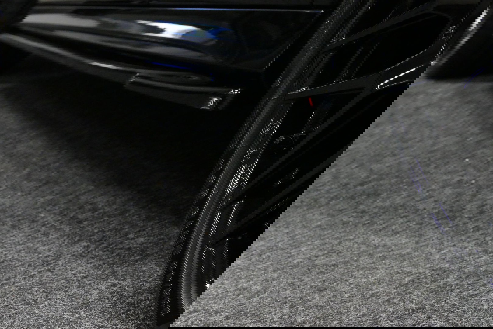 Mercedes-Benz CLA 250 e AMG Line / CLA45 AMG diffuser / Panamericana Grille / Elektr. verstelbare voorstoelen + memory / Multibeam LED / Ambienteverlichting / Apple Carplay - Android Auto / Stoelverwarming /Rondomzichtcamera / Grootlicht assistent / Keyless / Achteruitrijc