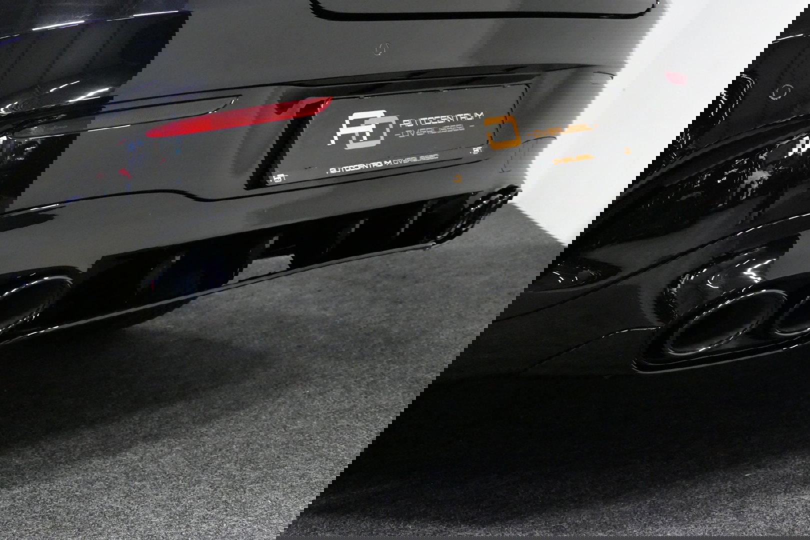 Mercedes-Benz CLA 250 e AMG Line / CLA45 AMG diffuser / Panamericana Grille / Elektr. verstelbare voorstoelen + memory / Multibeam LED / Ambienteverlichting / Apple Carplay - Android Auto / Stoelverwarming /Rondomzichtcamera / Grootlicht assistent / Keyless / Achteruitrijc