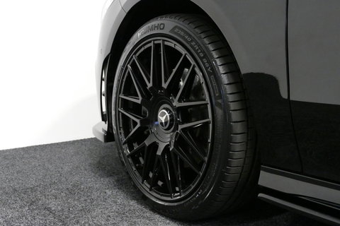 Mercedes-Benz CLA 250 e AMG Line / CLA45 AMG diffuser / Panamericana Grille / Elektr. verstelbare voorstoelen + memory / Multibeam LED / Ambienteverlichting / Apple Carplay - Android Auto / Stoelverwarming /Rondomzichtcamera / Grootlicht assistent / Keyless / Achteruitrijc