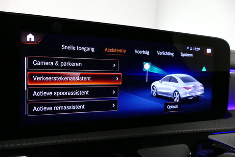 Mercedes-Benz CLA 250 e AMG Line / CLA45 AMG diffuser / Panamericana Grille / Elektr. verstelbare voorstoelen + memory / Multibeam LED / Ambienteverlichting / Apple Carplay - Android Auto / Stoelverwarming /Rondomzichtcamera / Grootlicht assistent / Keyless / Achteruitrijc