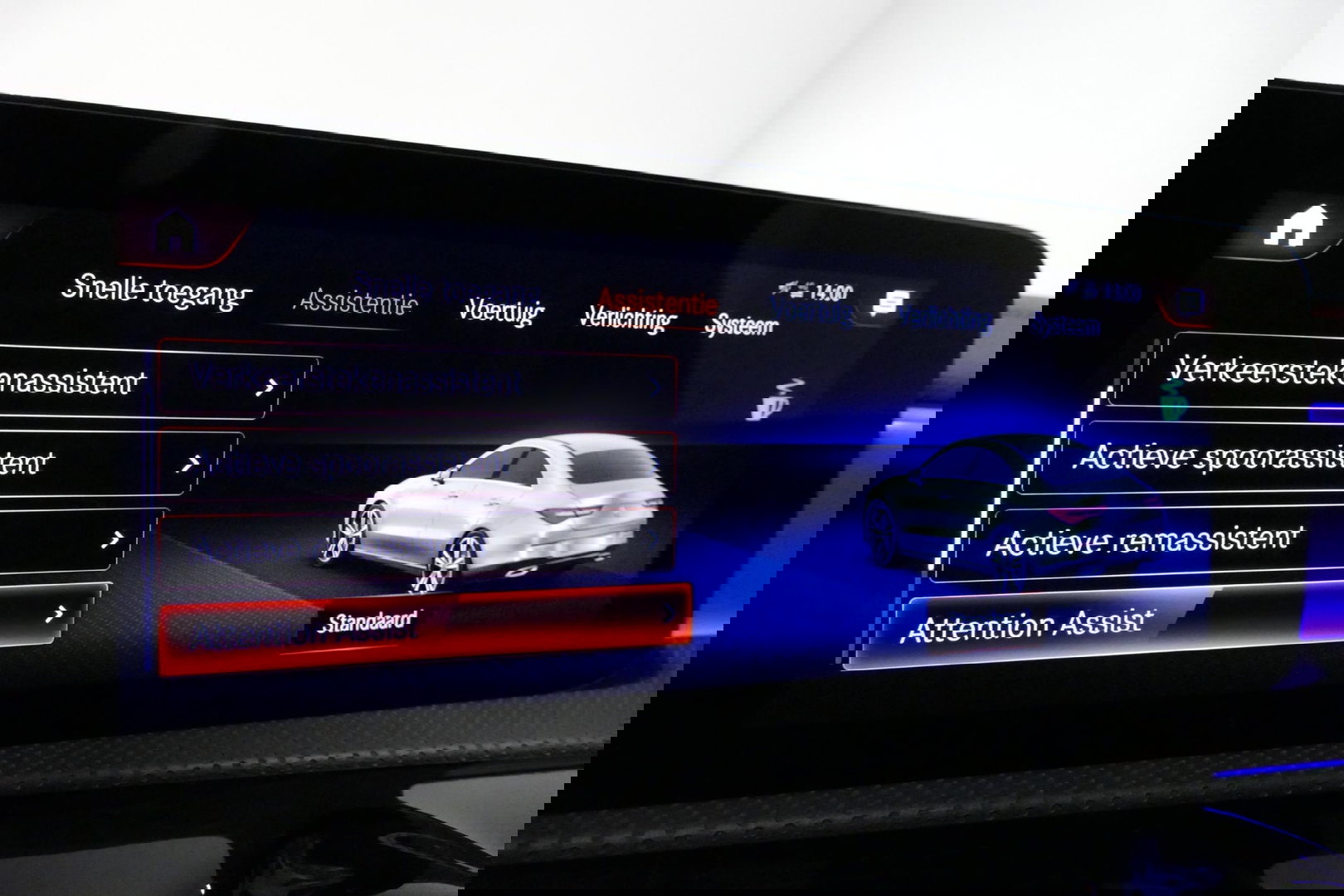 Mercedes-Benz CLA 250 e AMG Line / CLA45 AMG diffuser / Panamericana Grille / Elektr. verstelbare voorstoelen + memory / Multibeam LED / Ambienteverlichting / Apple Carplay - Android Auto / Stoelverwarming /Rondomzichtcamera / Grootlicht assistent / Keyless / Achteruitrijc