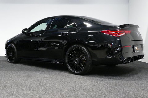 Mercedes-Benz CLA 250 e AMG Line / CLA45 AMG diffuser / Panamericana Grille / Elektr. verstelbare voorstoelen + memory / Multibeam LED / Ambienteverlichting / Apple Carplay - Android Auto / Stoelverwarming /Rondomzichtcamera / Grootlicht assistent / Keyless / Achteruitrijc