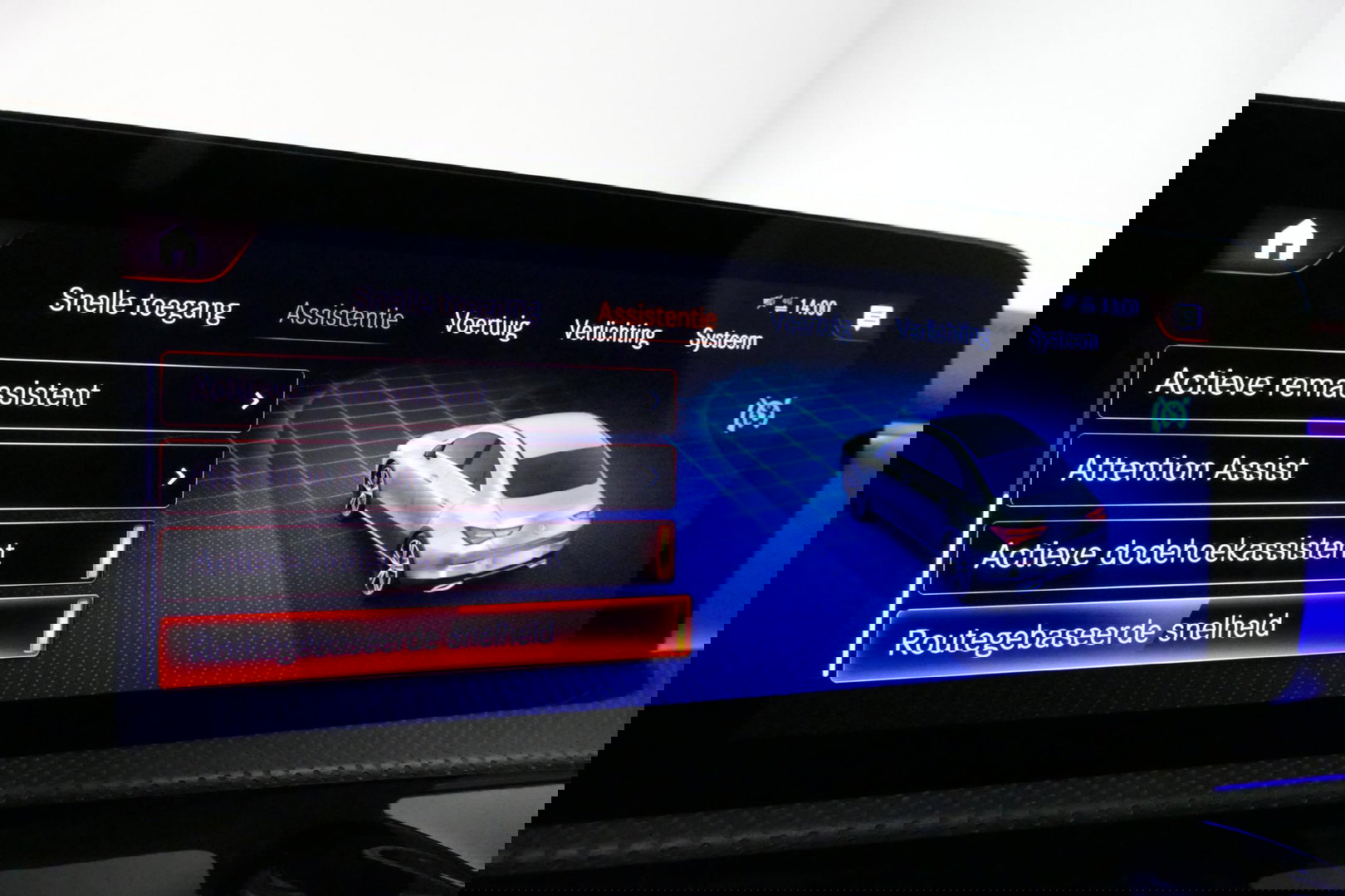 Mercedes-Benz CLA 250 e AMG Line / CLA45 AMG diffuser / Panamericana Grille / Elektr. verstelbare voorstoelen + memory / Multibeam LED / Ambienteverlichting / Apple Carplay - Android Auto / Stoelverwarming /Rondomzichtcamera / Grootlicht assistent / Keyless / Achteruitrijc