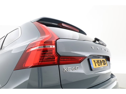 Volvo XC60 2.0 T6 Plug-in hybrid AWD Plus Bright | Pano-dak | Trekhaak | H&K Audio | ACC | Stoel + stuurverw. |