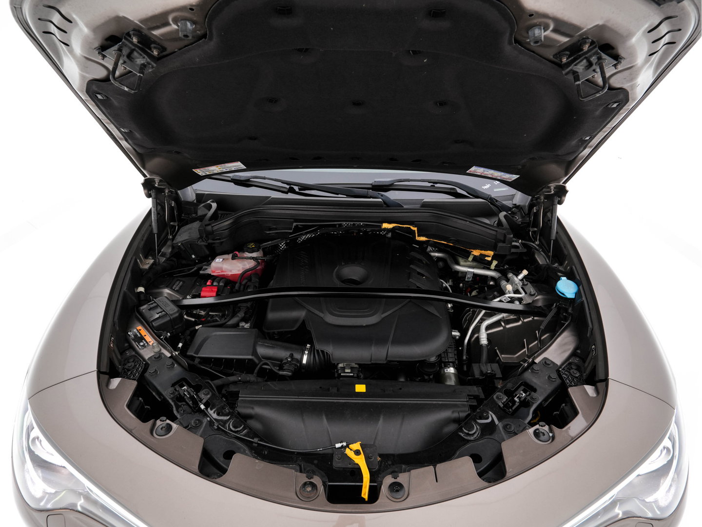 Alfa Romeo Stelvio 2.2d Super Aut. *LEATHER-FABRIC | BI-XENON | DAB+ | NAVI-FULLMAP | COMFORT-SEATS | ECC | CRUISE | PDC | 18"ALU*