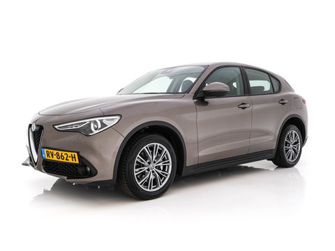 Alfa Romeo Stelvio 2.2d Super Aut. *LEATHER-FABRIC | BI-XENON | DAB+ | NAVI-FULLMAP | COMFORT-SEATS | ECC | CRUISE | PDC | 18"ALU*
