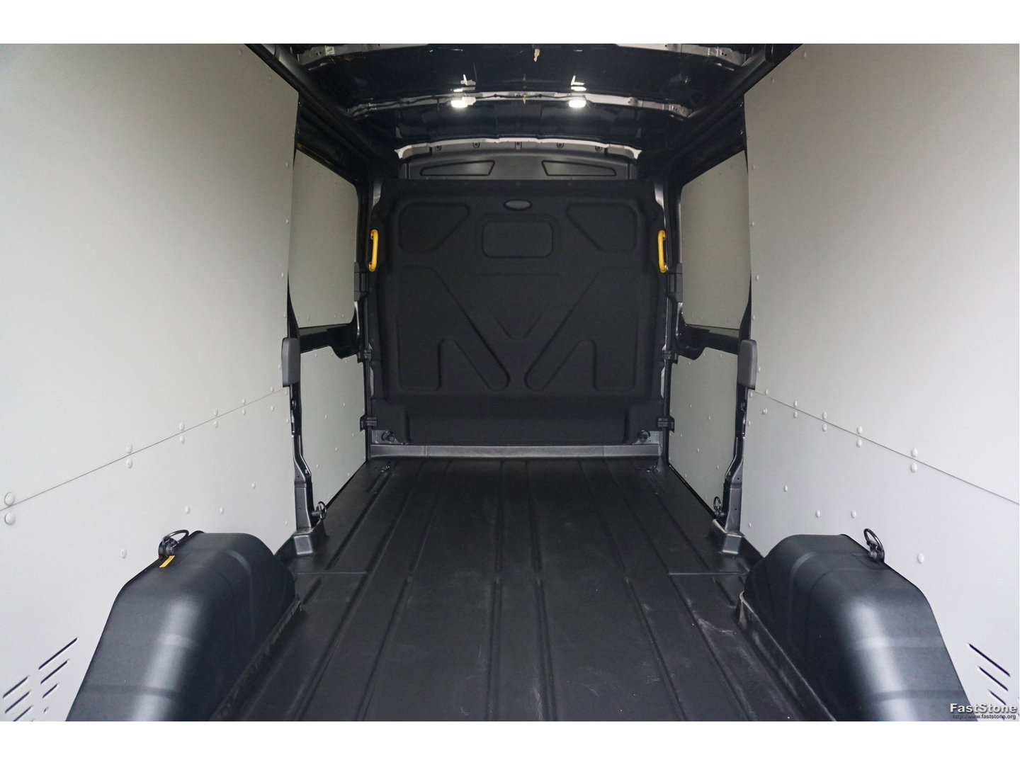 Ford Transit 350L L3H2 Limited AUT-8 165PK BPM VRIJ Navi, Adap. Cruise, 360° Cam, Trekhaak, 2x Schuifdeur!! NR. 303