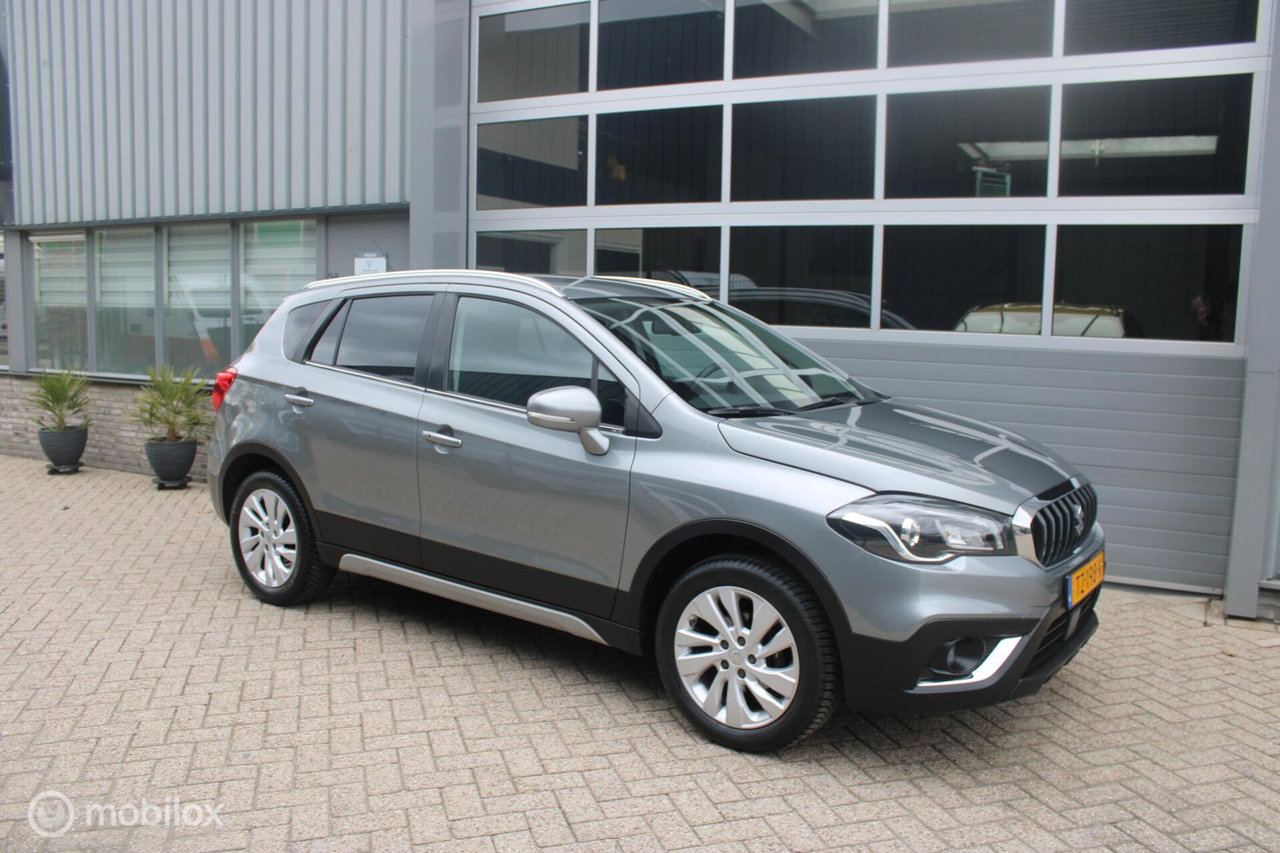 Suzuki S-Cross