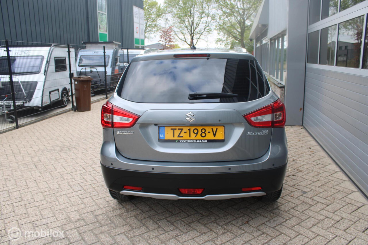 Suzuki S-Cross