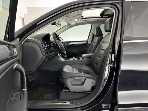 Volkswagen Touareg 3.0 TDI Aut. *PANO | ADAPTIVE-CRUISE | LEATHER | XENON | TOP-VIEW | BLINDSPOT | DYNAUDIO | AIR-SUSPENSION | NAVI-FULLMAP | PRIVACY-GLASS | SHIFT-PADDLES | ECC | PDC | 20''ALU | TOWBAR*