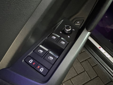 Audi RSQ3 Sportback 2.5 TFSI Pano|Memory|B&O|Trekhaak|Sfeer