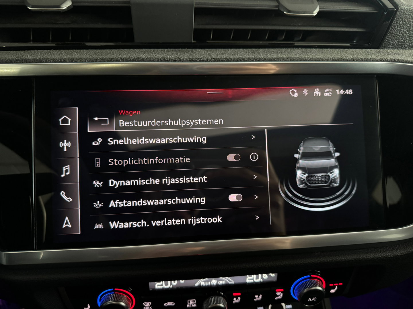 Audi RSQ3 Sportback 2.5 TFSI Pano|Memory|B&O|Trekhaak|Sfeer