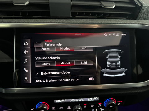 Audi RSQ3 Sportback 2.5 TFSI Pano|Memory|B&O|Trekhaak|Sfeer