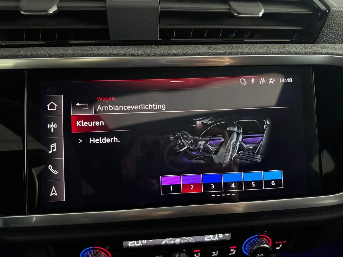 Audi RSQ3 Sportback 2.5 TFSI Pano|Memory|B&O|Trekhaak|Sfeer