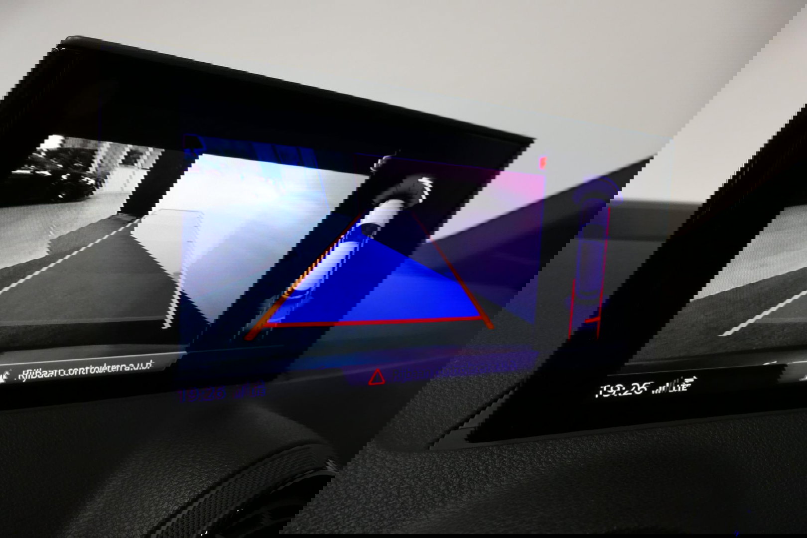 Audi Q2 2.0 TFSI quattro Sport Edition #1 / S line / Panoramadak / Carbon-pakket Audi Exclusive / Apple Carplay - Android Auto / Stoelverwarming / Full LED / Audi Sound System / Keyless / 19'' LMV / Adaptive Cruise Control / Navigatie / PDC / Grootlichtassistent