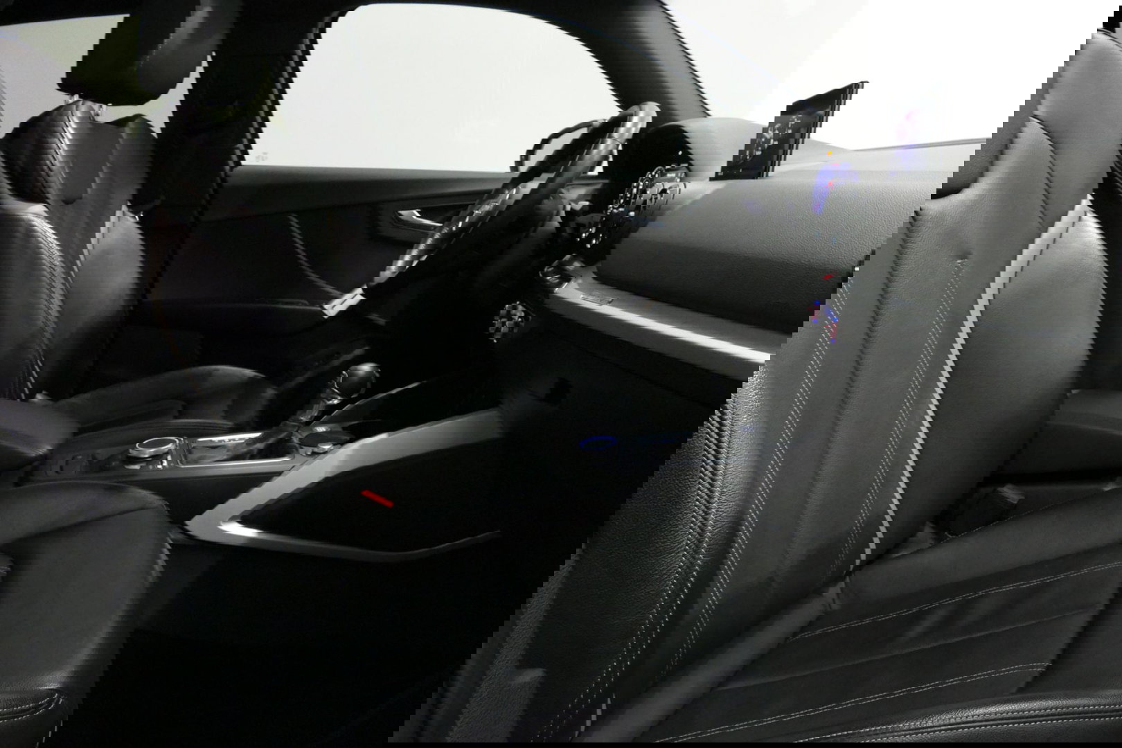 Audi Q2 2.0 TFSI quattro Sport Edition #1 / S line / Panoramadak / Carbon-pakket Audi Exclusive / Apple Carplay - Android Auto / Stoelverwarming / Full LED / Audi Sound System / Keyless / 19'' LMV / Adaptive Cruise Control / Navigatie / PDC / Grootlichtassistent