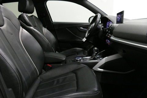 Audi Q2 2.0 TFSI quattro Sport Edition #1 / S line / Panoramadak / Carbon-pakket Audi Exclusive / Apple Carplay - Android Auto / Stoelverwarming / Full LED / Audi Sound System / Keyless / 19'' LMV / Adaptive Cruise Control / Navigatie / PDC / Grootlichtassistent