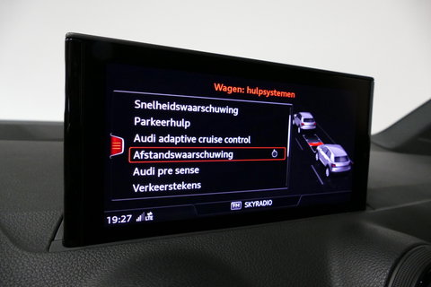 Audi Q2 2.0 TFSI quattro Sport Edition #1 / S line / Panoramadak / Carbon-pakket Audi Exclusive / Apple Carplay - Android Auto / Stoelverwarming / Full LED / Audi Sound System / Keyless / 19'' LMV / Adaptive Cruise Control / Navigatie / PDC / Grootlichtassistent