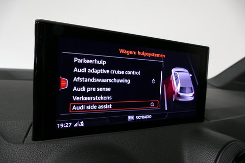 Audi Q2 2.0 TFSI quattro Sport Edition #1 / S line / Panoramadak / Carbon-pakket Audi Exclusive / Apple Carplay - Android Auto / Stoelverwarming / Full LED / Audi Sound System / Keyless / 19'' LMV / Adaptive Cruise Control / Navigatie / PDC / Grootlichtassistent