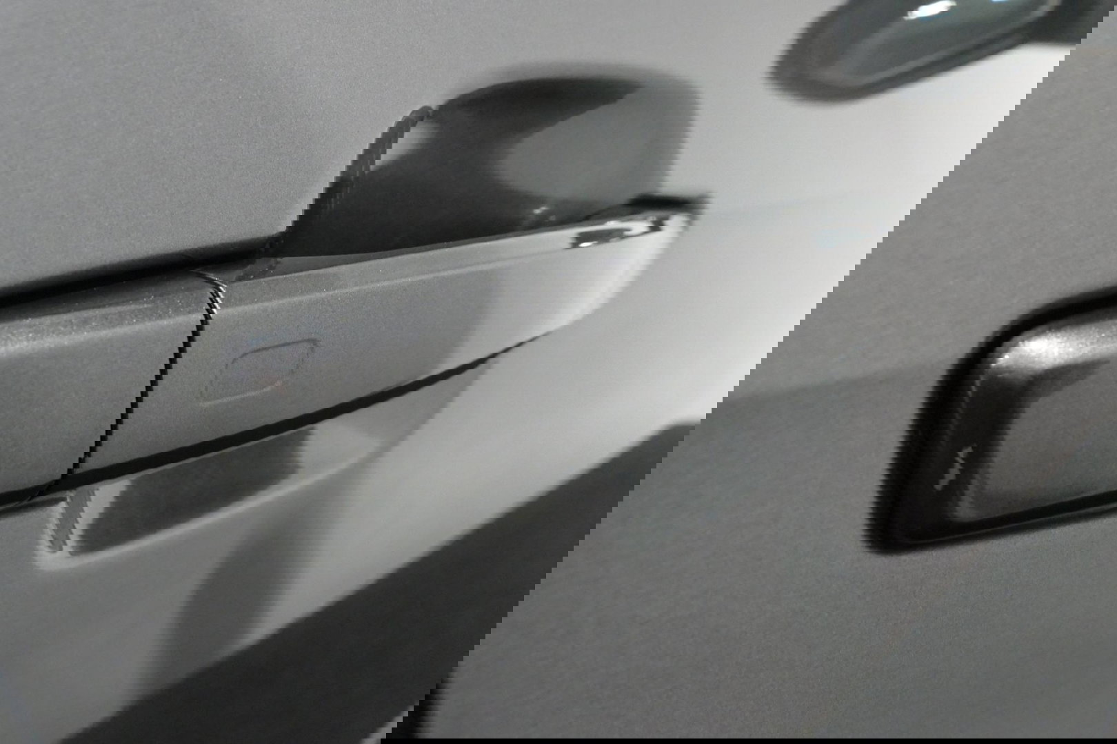 Audi Q2 2.0 TFSI quattro Sport Edition #1 / S line / Panoramadak / Carbon-pakket Audi Exclusive / Apple Carplay - Android Auto / Stoelverwarming / Full LED / Audi Sound System / Keyless / 19'' LMV / Adaptive Cruise Control / Navigatie / PDC / Grootlichtassistent