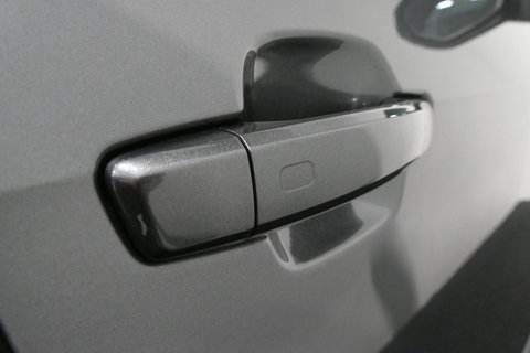 Audi Q2 2.0 TFSI quattro Sport Edition #1 / S line / Panoramadak / Carbon-pakket Audi Exclusive / Apple Carplay - Android Auto / Stoelverwarming / Full LED / Audi Sound System / Keyless / 19'' LMV / Adaptive Cruise Control / Navigatie / PDC / Grootlichtassistent