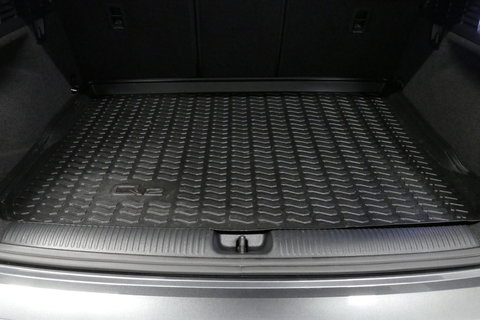 Audi Q2 2.0 TFSI quattro Sport Edition #1 / S line / Panoramadak / Carbon-pakket Audi Exclusive / Apple Carplay - Android Auto / Stoelverwarming / Full LED / Audi Sound System / Keyless / 19'' LMV / Adaptive Cruise Control / Navigatie / PDC / Grootlichtassistent