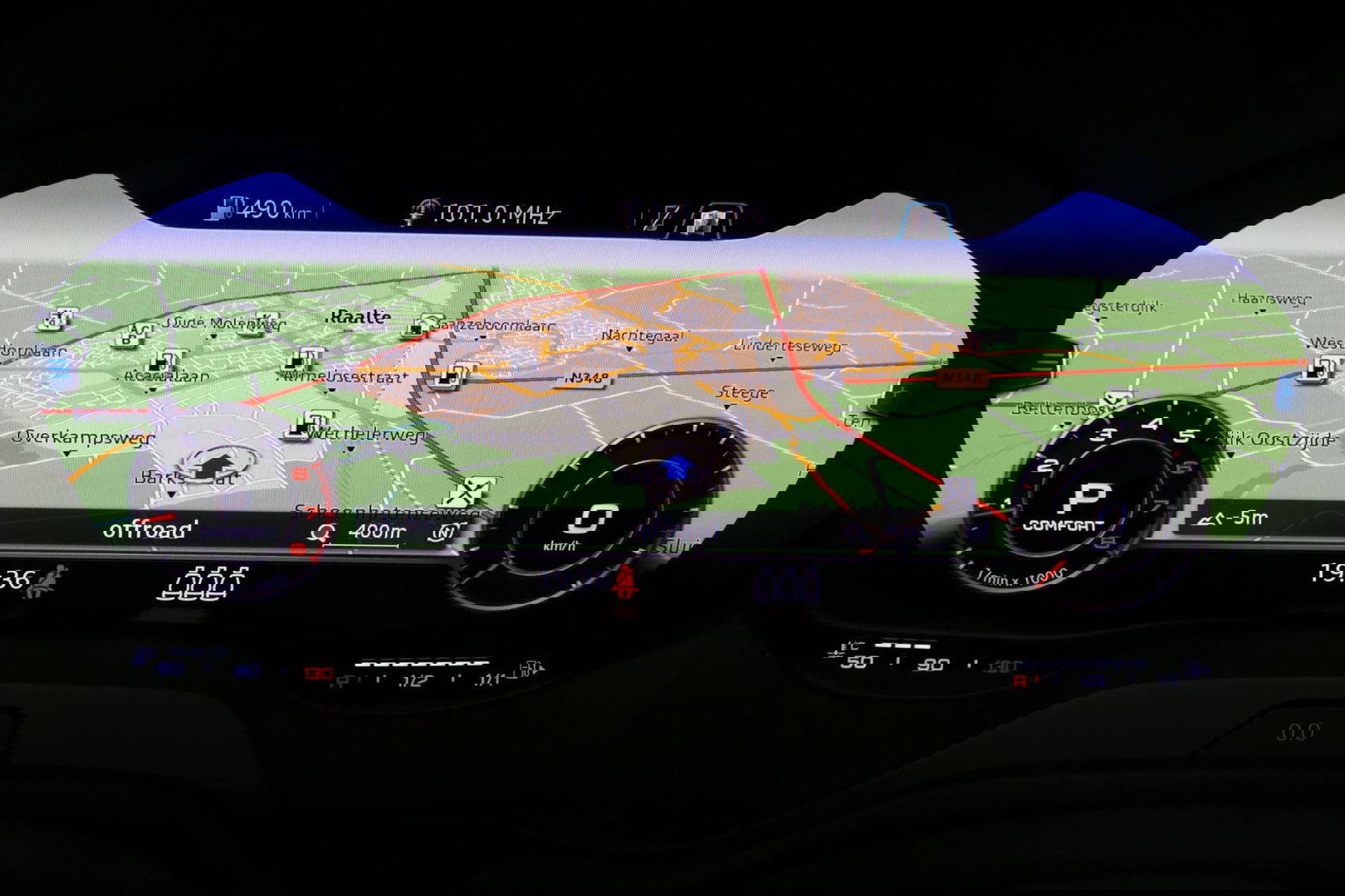 Audi Q2 2.0 TFSI quattro Sport Edition #1 / S line / Panoramadak / Carbon-pakket Audi Exclusive / Apple Carplay - Android Auto / Stoelverwarming / Full LED / Audi Sound System / Keyless / 19'' LMV / Adaptive Cruise Control / Navigatie / PDC / Grootlichtassistent