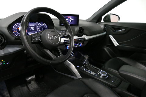 Audi Q2 2.0 TFSI quattro Sport Edition #1 / S line / Panoramadak / Carbon-pakket Audi Exclusive / Apple Carplay - Android Auto / Stoelverwarming / Full LED / Audi Sound System / Keyless / 19'' LMV / Adaptive Cruise Control / Navigatie / PDC / Grootlichtassistent