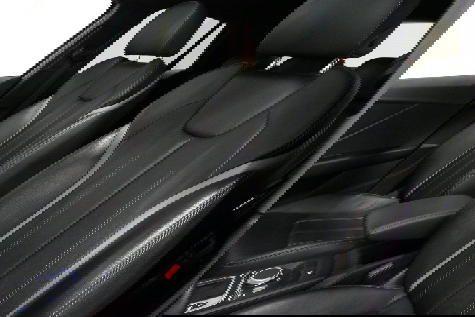 Audi Q2 2.0 TFSI quattro Sport Edition #1 / S line / Panoramadak / Carbon-pakket Audi Exclusive / Apple Carplay - Android Auto / Stoelverwarming / Full LED / Audi Sound System / Keyless / 19'' LMV / Adaptive Cruise Control / Navigatie / PDC / Grootlichtassistent