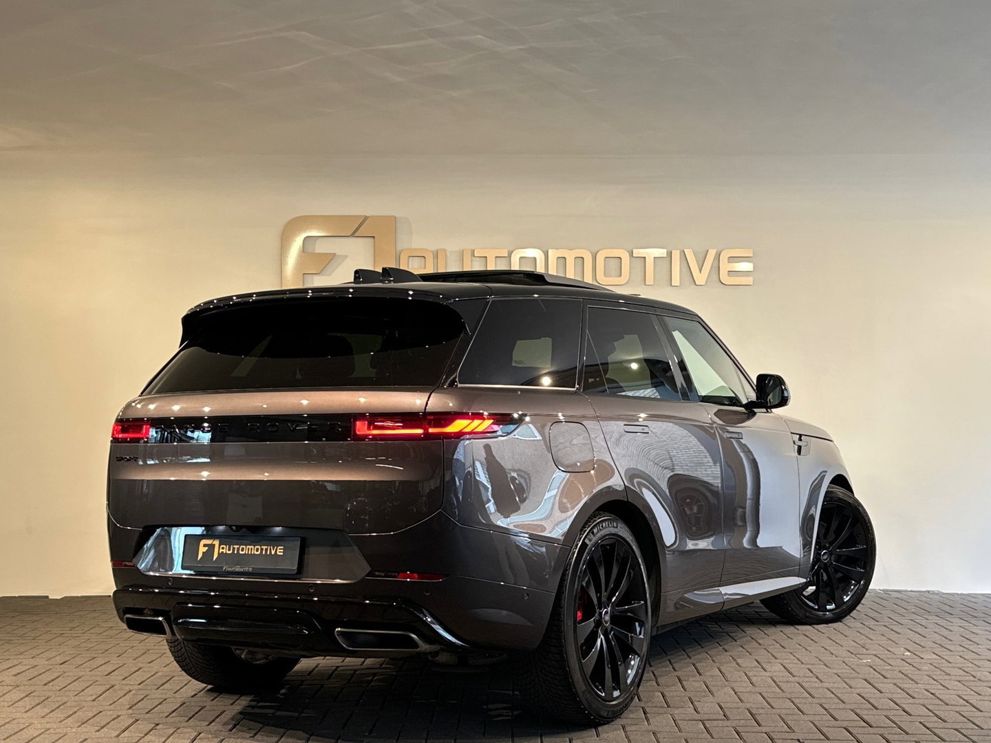 Land Rover Range Rover Sport 3.0 P460e Dynamic HSE Pano|BTW