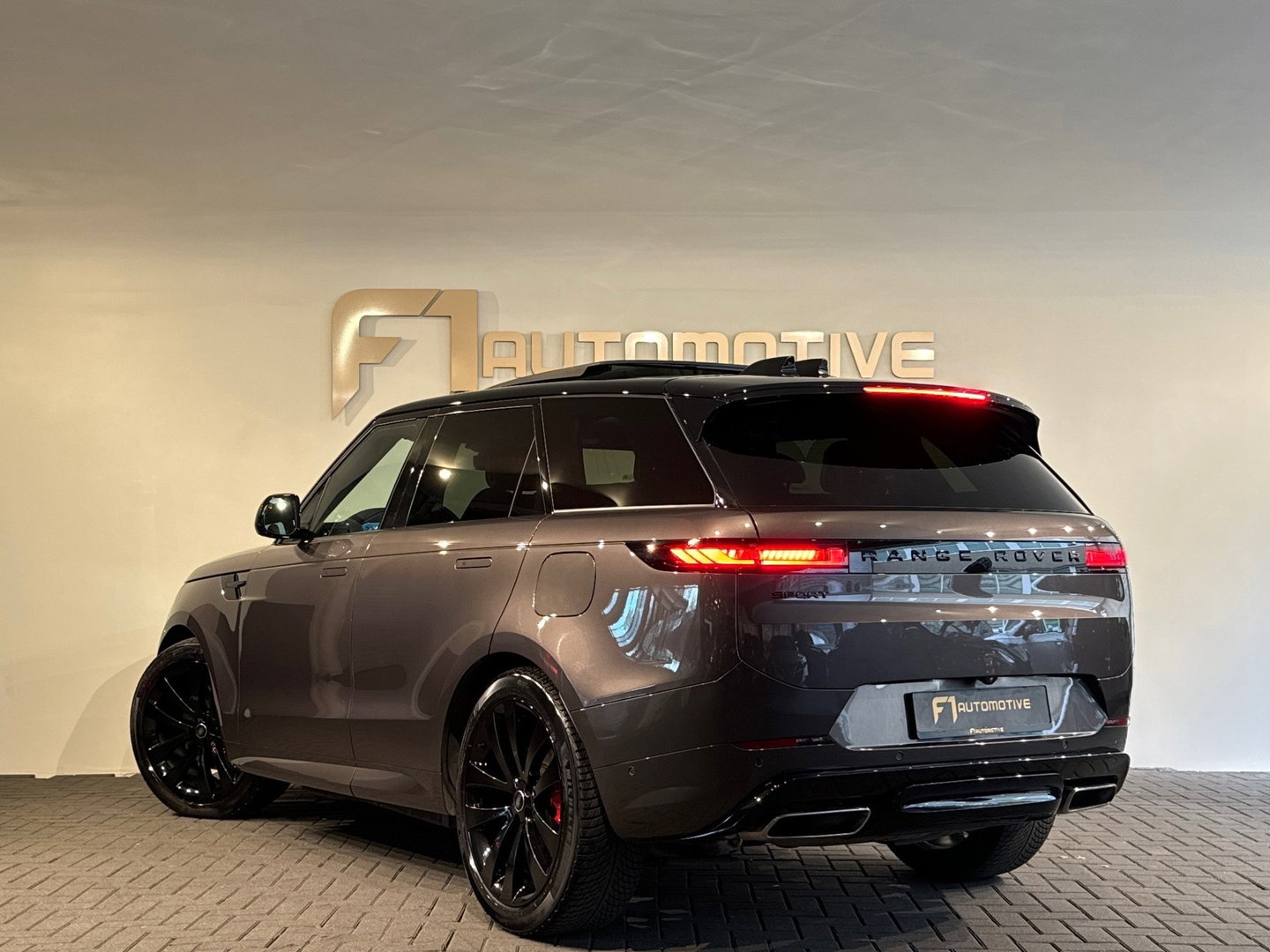 Land Rover Range Rover Sport 3.0 P460e Dynamic HSE Pano|BTW