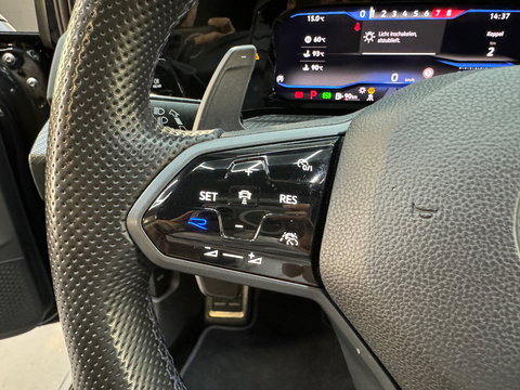 Volkswagen Golf 2.0 TSI R 4M Performance Pano|IQ|H/K|Akrapovic