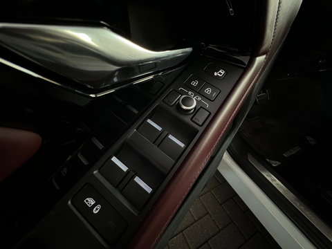 Land Rover Range Rover Evoque 1.5 P300e AWD R-Dynamic HSE