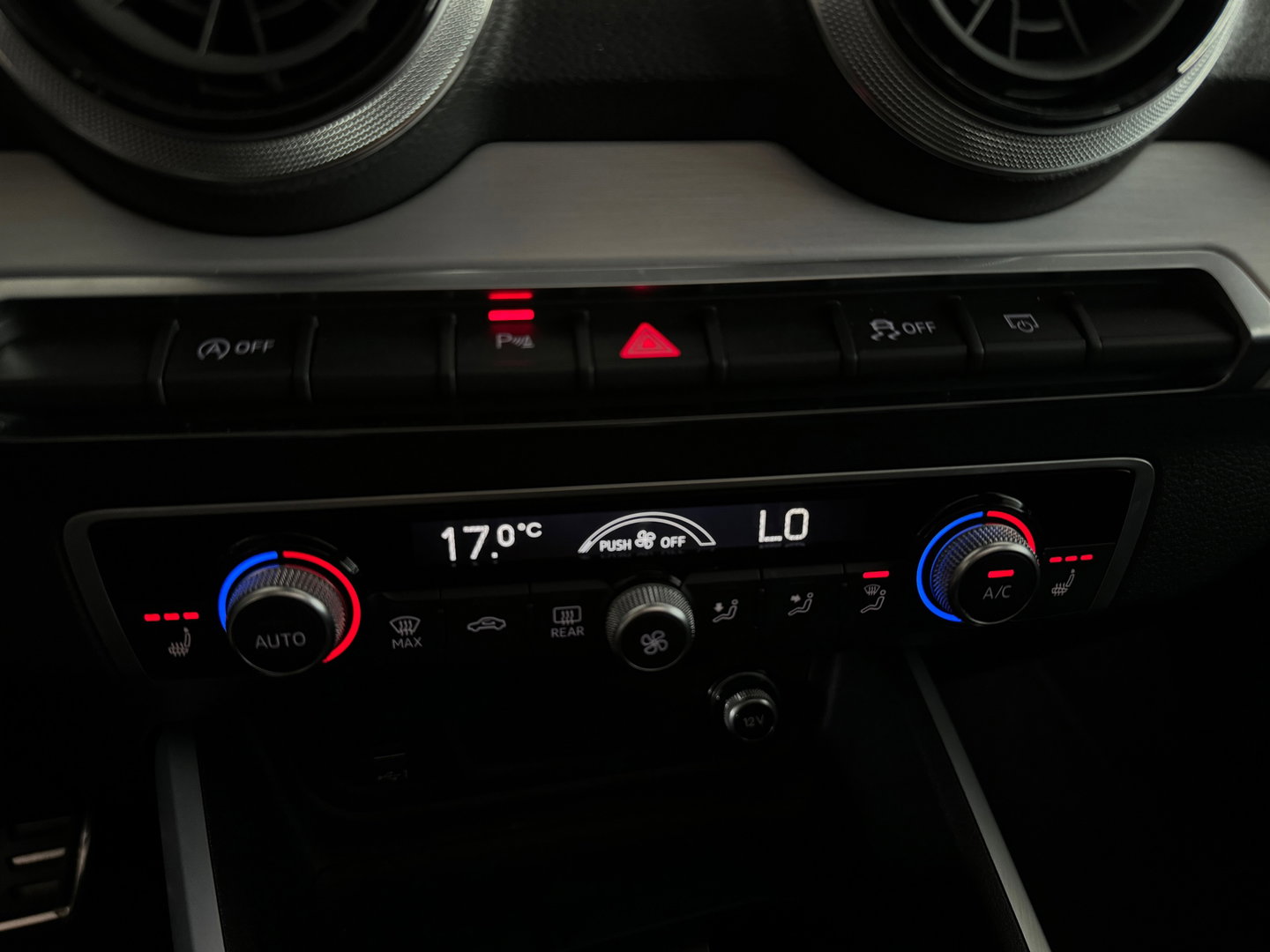 Audi Q2 35 TFSI S Line Pano|Keyless|Camera|ACC|Lane Assist