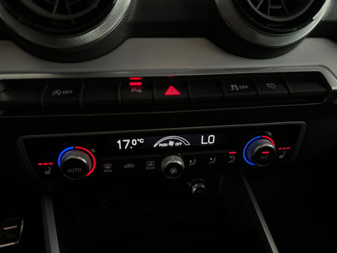 Audi Q2 35 TFSI S Line Pano|Keyless|Camera|ACC|Lane Assist