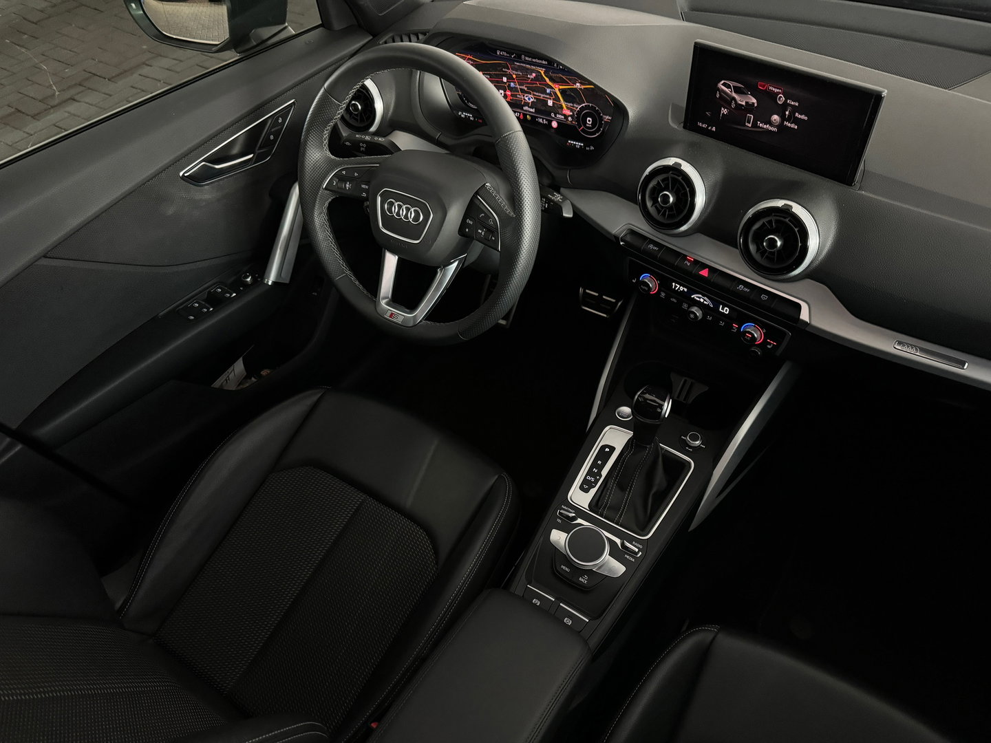 Audi Q2 35 TFSI S Line Pano|Keyless|Camera|ACC|Lane Assist