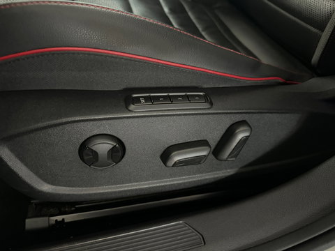 Volkswagen Golf 2.0 TSI GTI Clubsport Pano|Hud|H/K|IQ|Memory