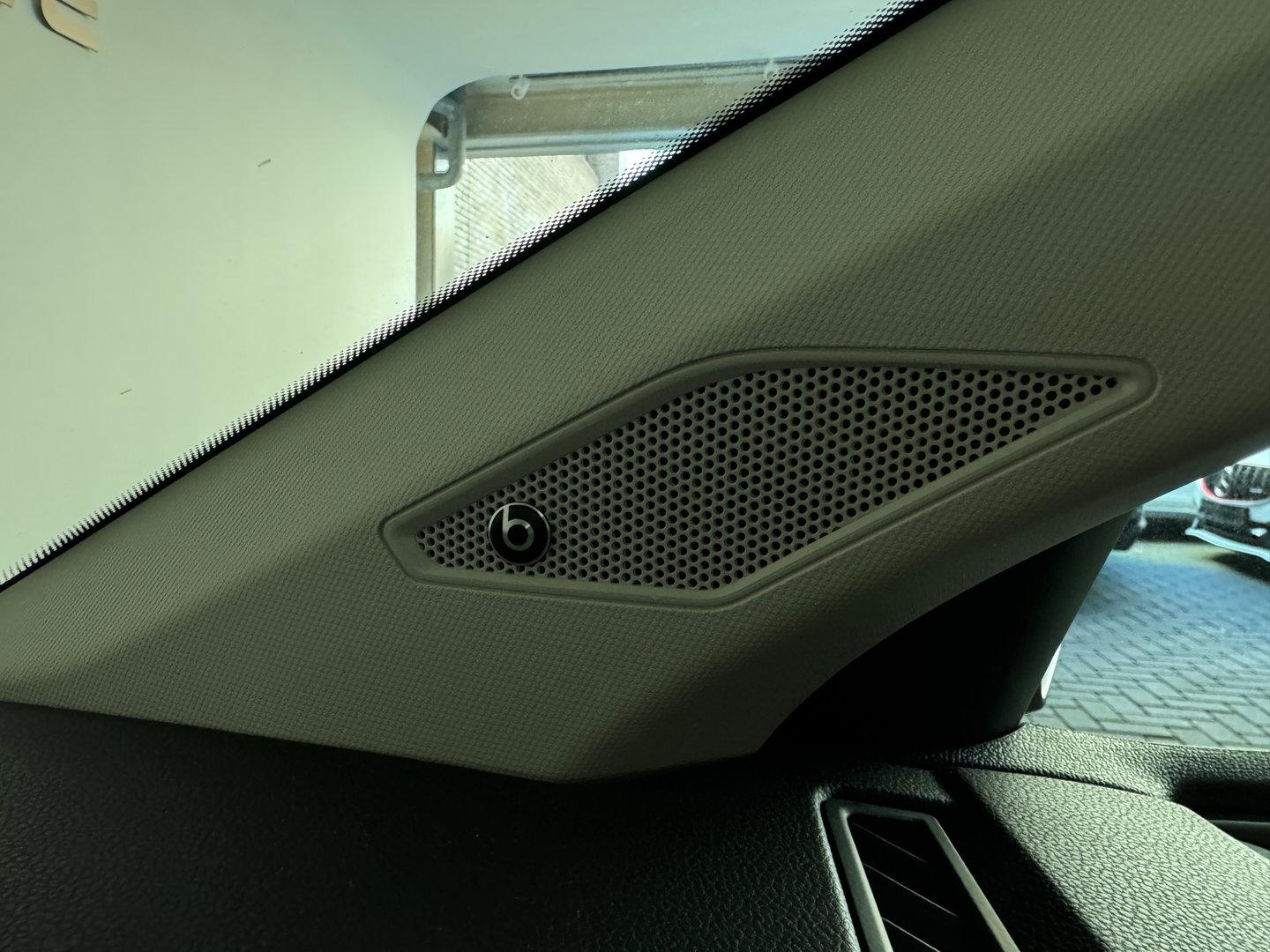 Volkswagen Polo 1.0 TSI R-Line Business Pano|Keyles|Beats|IQ