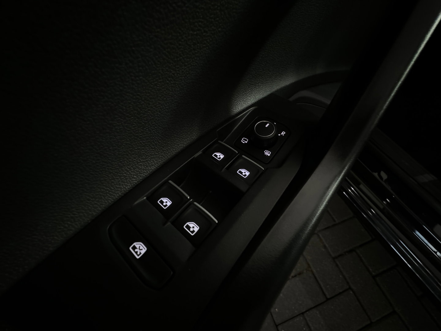 Volkswagen Polo 1.0 TSI R-Line Business Pano|Keyles|Beats|IQ