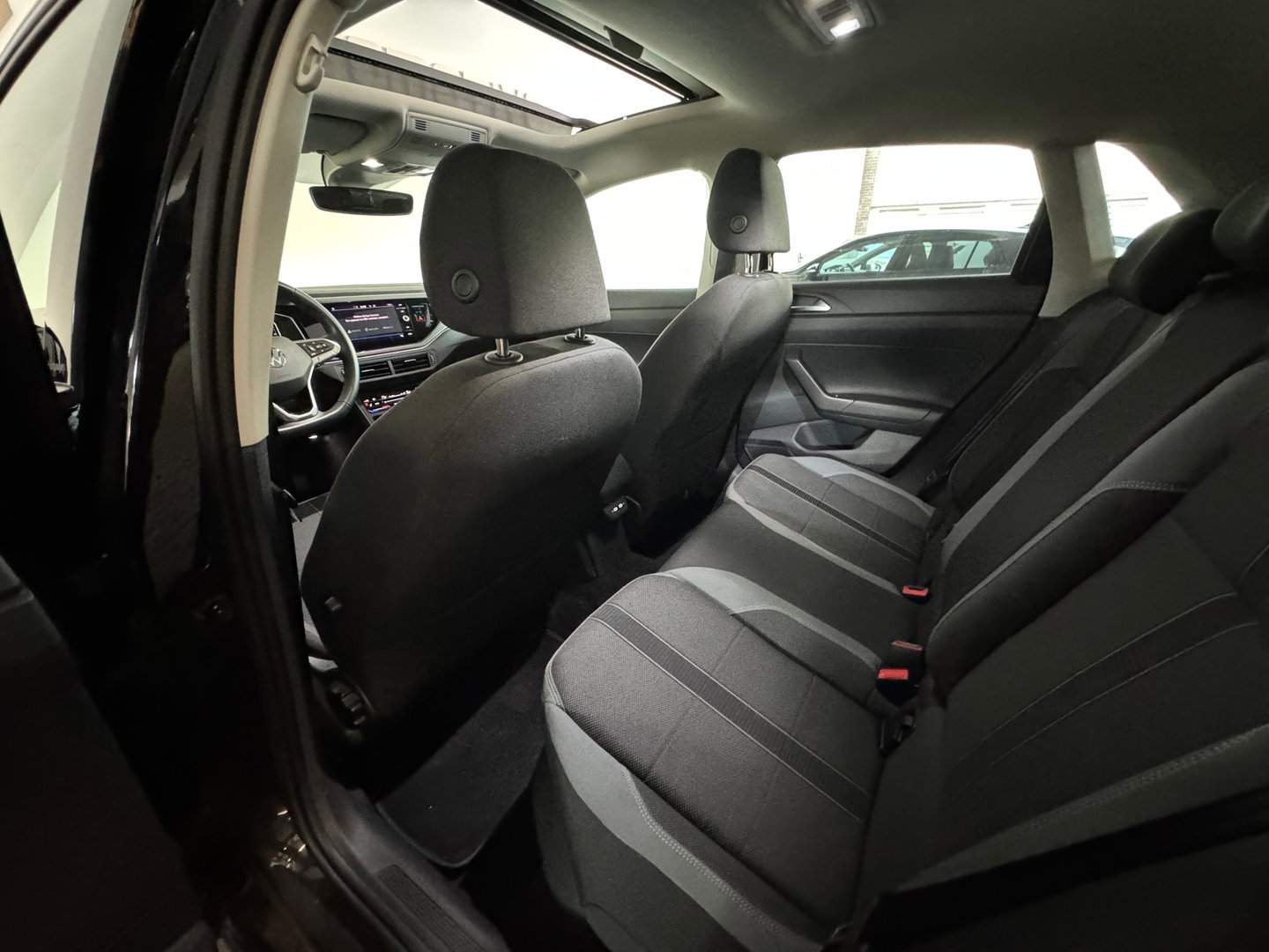 Volkswagen Polo 1.0 TSI R-Line Business Pano|Keyles|Beats|IQ