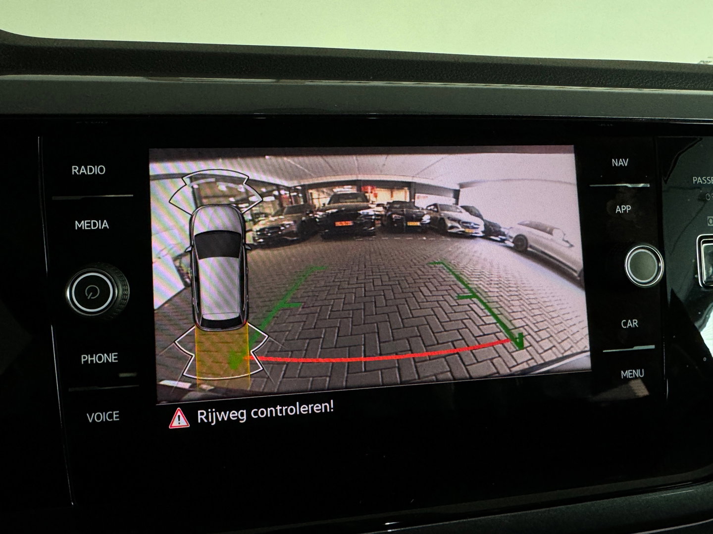 Volkswagen Polo 1.0 TSI R-Line Business Pano|Keyles|Beats|IQ