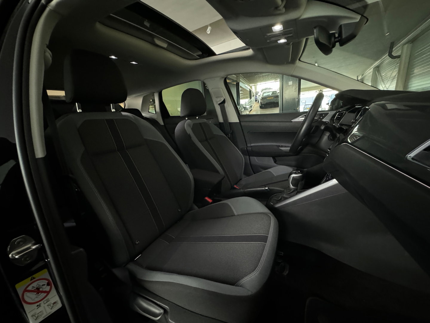 Volkswagen Polo 1.0 TSI R-Line Business Pano|Keyles|Beats|IQ