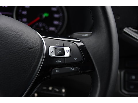 Volkswagen Crafter 35 2.0 TDI L3H3 Highline PB Edition Full Options! Adaptieve Cruise, Carplay, LED, Leder, Stoelwarming, Trekhaak, Multimedia, Uniek!