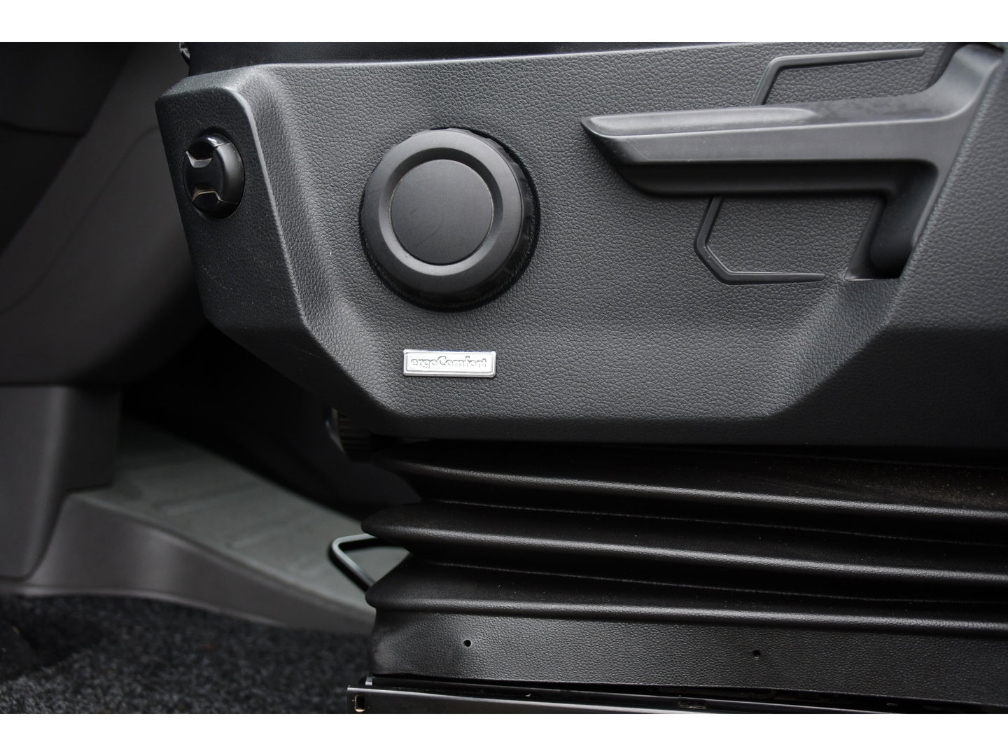 Volkswagen Crafter 35 2.0 TDI L3H3 Highline PB Edition Full Options! Adaptieve Cruise, Carplay, LED, Leder, Stoelwarming, Trekhaak, Multimedia, Uniek!