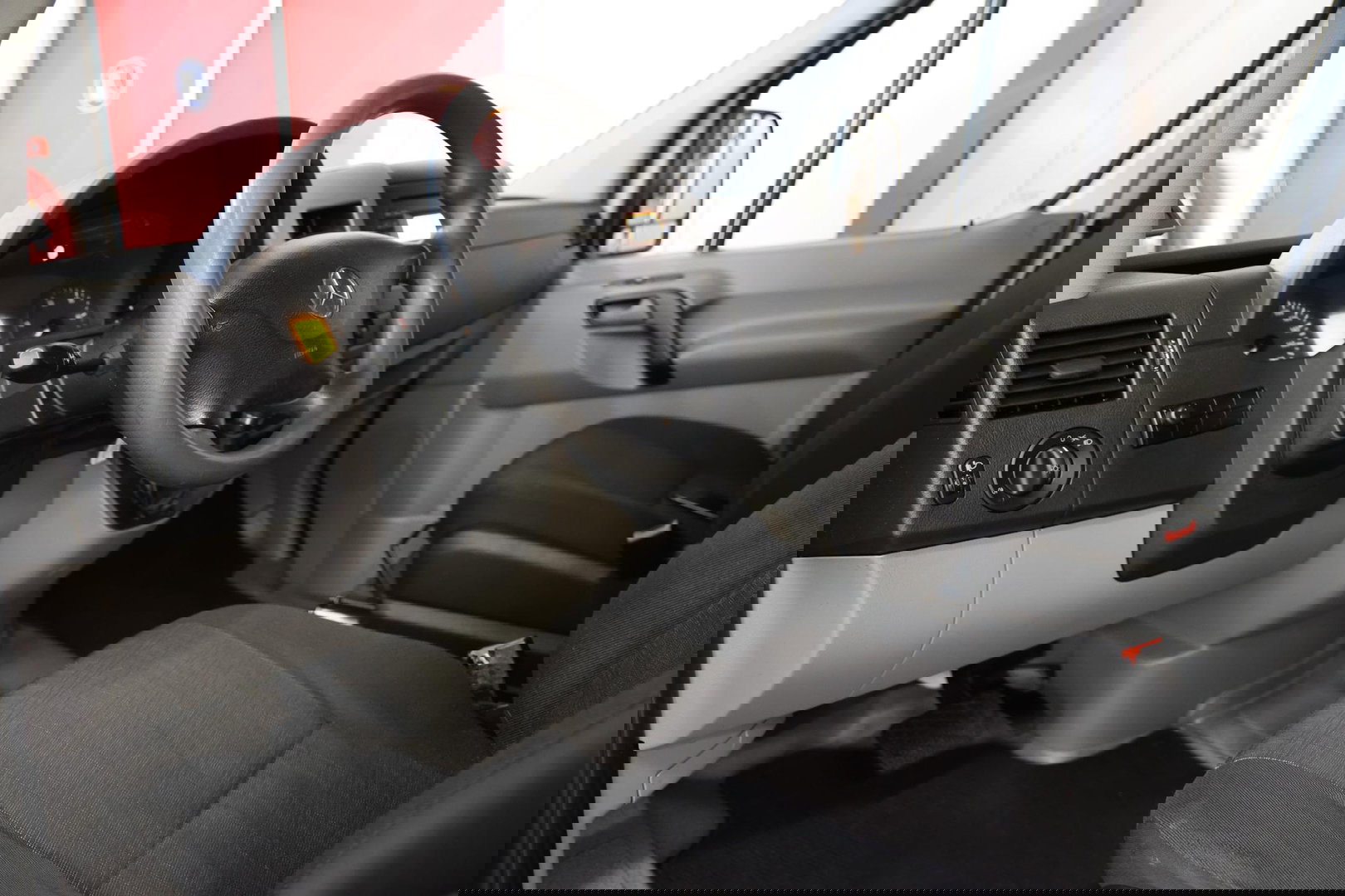 Mercedes-Benz Sprinter L3H2 AUTOMAAT POST NL SCHAPPEN EURO 6