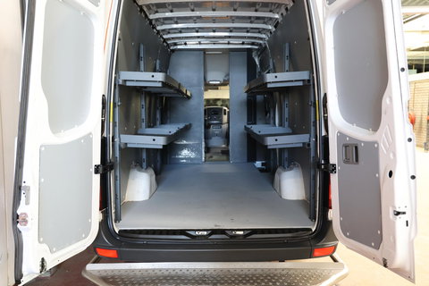 Mercedes-Benz Sprinter L3H2 AUTOMAAT POST NL SCHAPPEN EURO 6